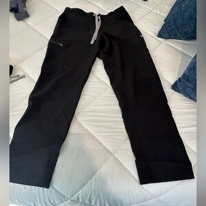 Women's Figs straight leg drawstring pants XXS petite Black